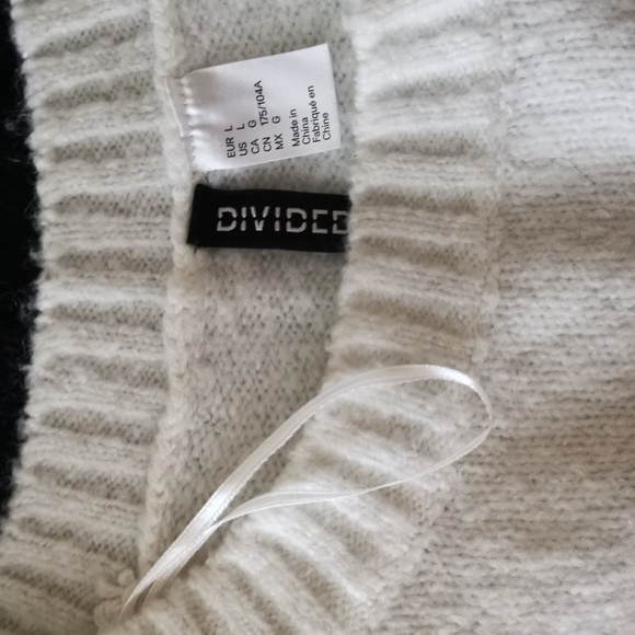 H&M Color Block Sweater - Picture 3 of 6